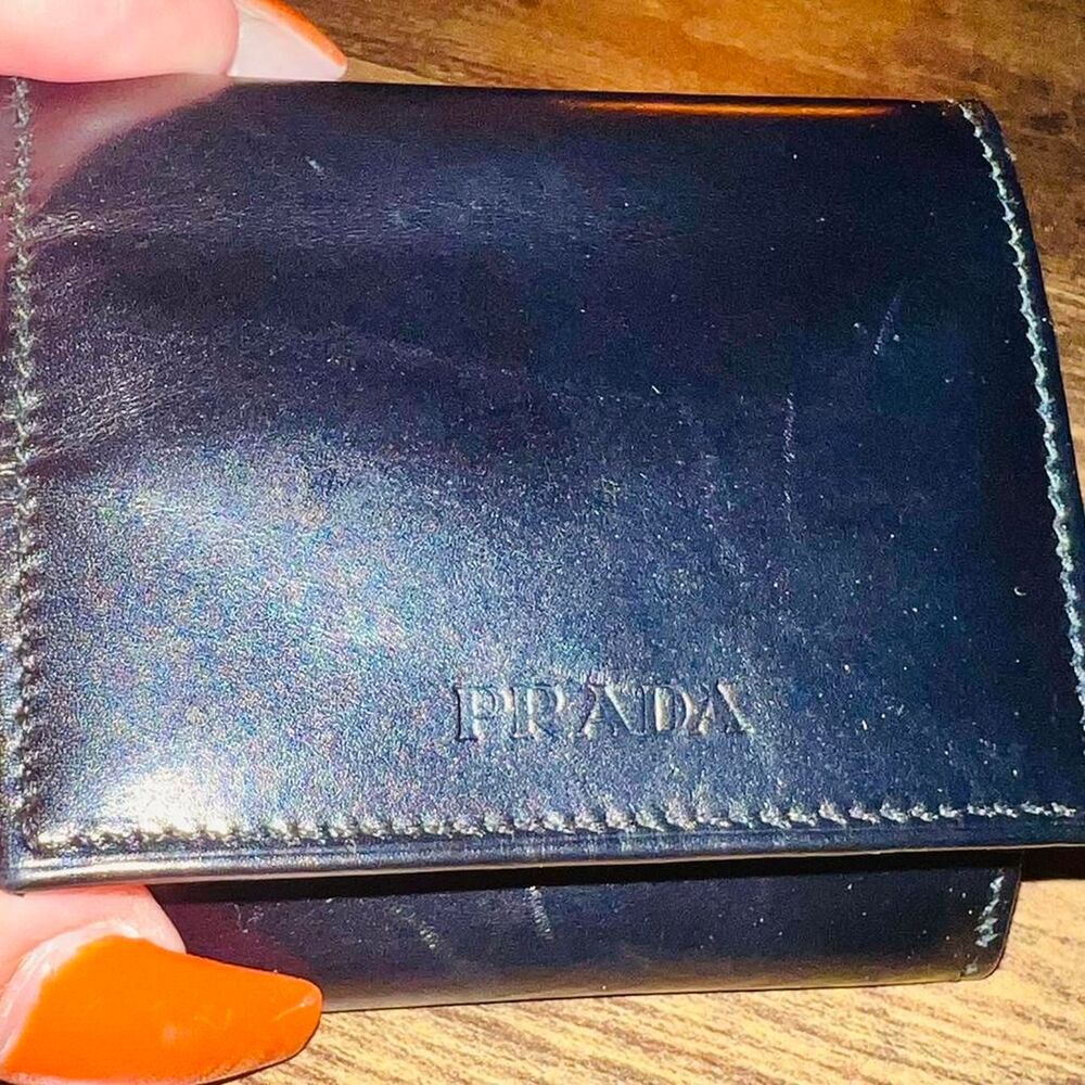 Rare Prada UNISEX Black leather coin Wallet. GUC. With COA - Picture 3 of 6